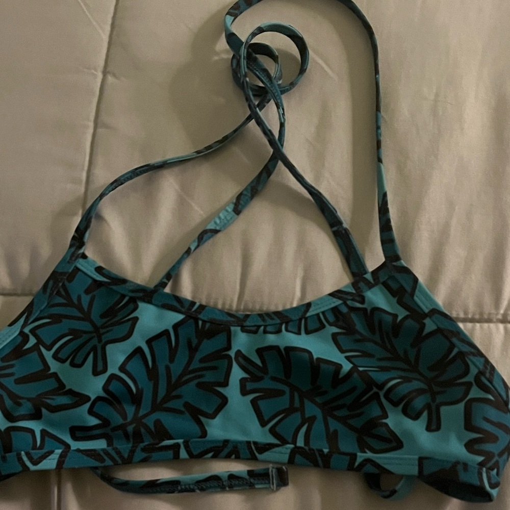 Jolyn bikini top